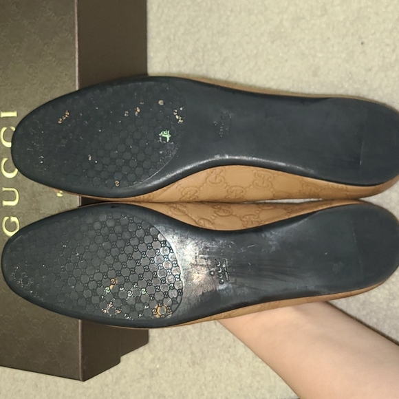 Gucci Guccisima Soft Light Camel Flats - Picture 2 of 11